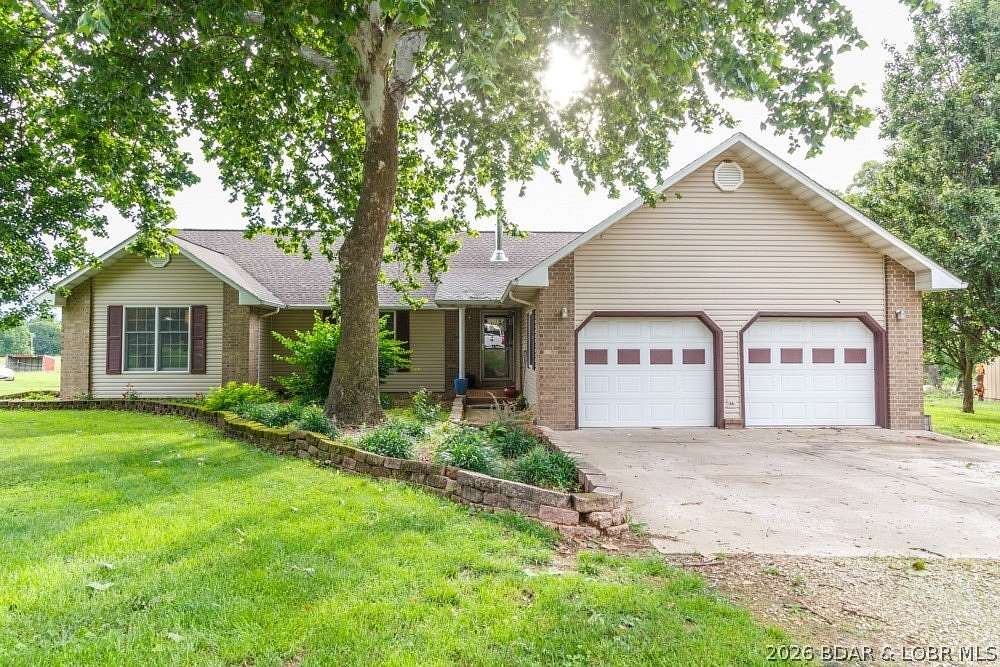 22.5 Acres of Recreational Land with Home for Sale in Buffalo, Missouri