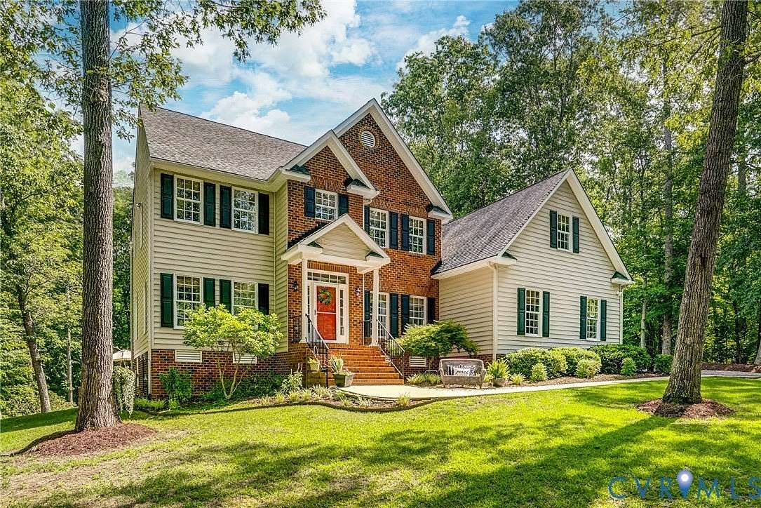 5 Acres of Land with Home for Sale in Mechanicsville, Virginia