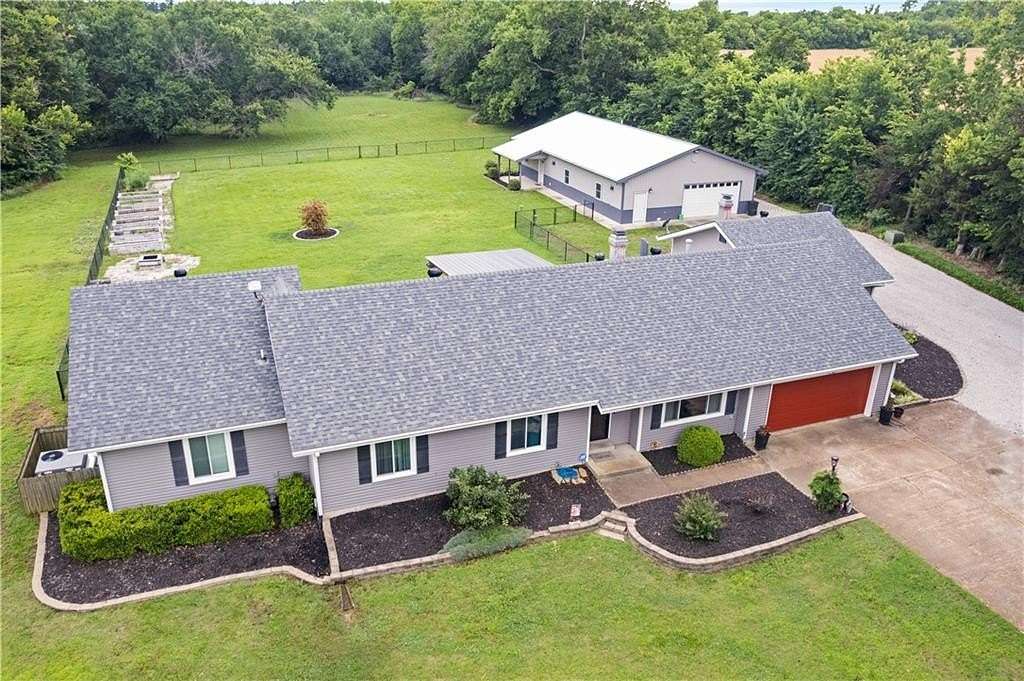 9.1 Acres of Land with Home for Sale in Parsons, Kansas
