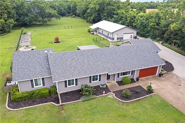 9.1 Acres of Land with Home for Sale in Parsons, Kansas