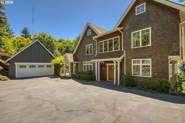 2.5 Acres of Land with Home for Sale in Portland, Oregon