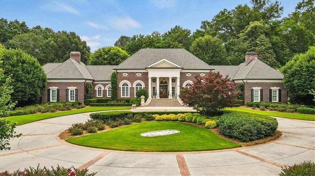 20.9 Acres of Land with Home for Sale in Woodstock, Georgia