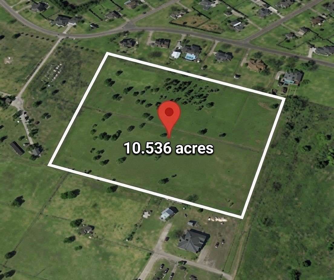 10.5 Acres of Recreational & Residential Land for Sale in Waxahachie, Texas