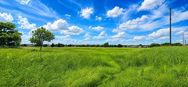10.5 Acres of Recreational & Residential Land for Sale in Waxahachie, Texas