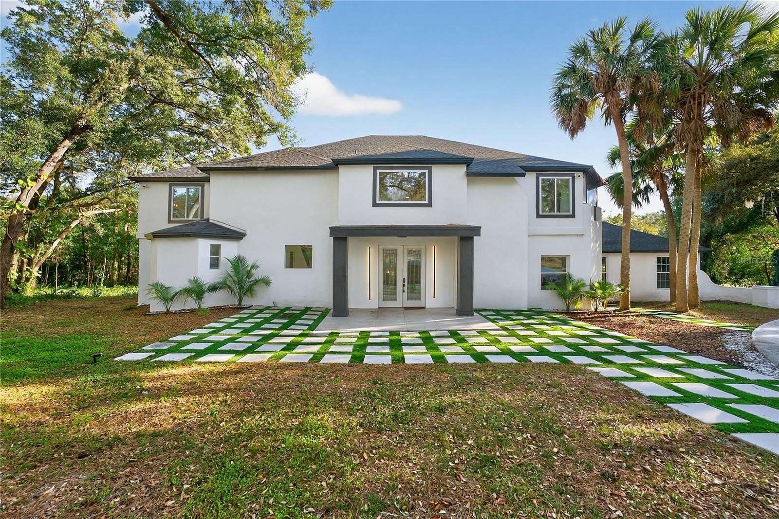 1.5 Acres of Land with Home for Sale in Longwood, Florida