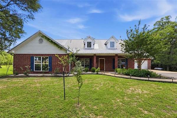 2.53 Acres of Land with Home for Sale in College Station, Texas