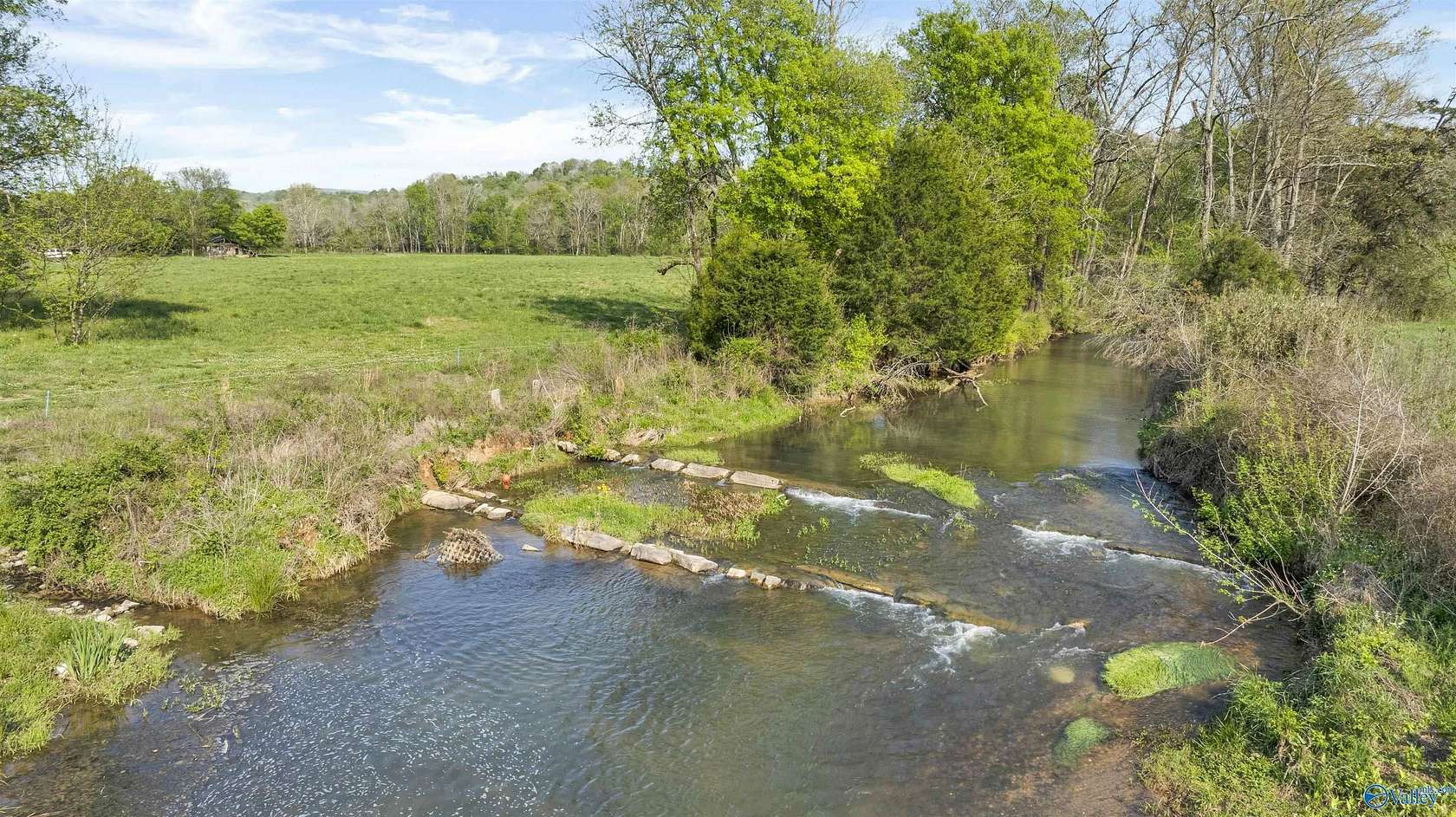 61 Acres of Improved Agricultural Land for Sale in Fort Payne, Alabama