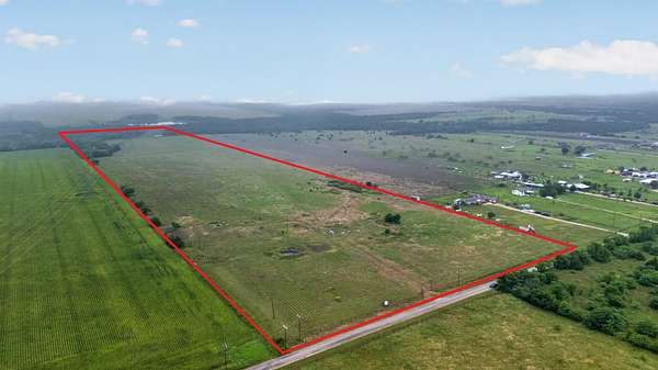 51.5 Acres of Agricultural & Residential Land for Sale in Palmer, Texas