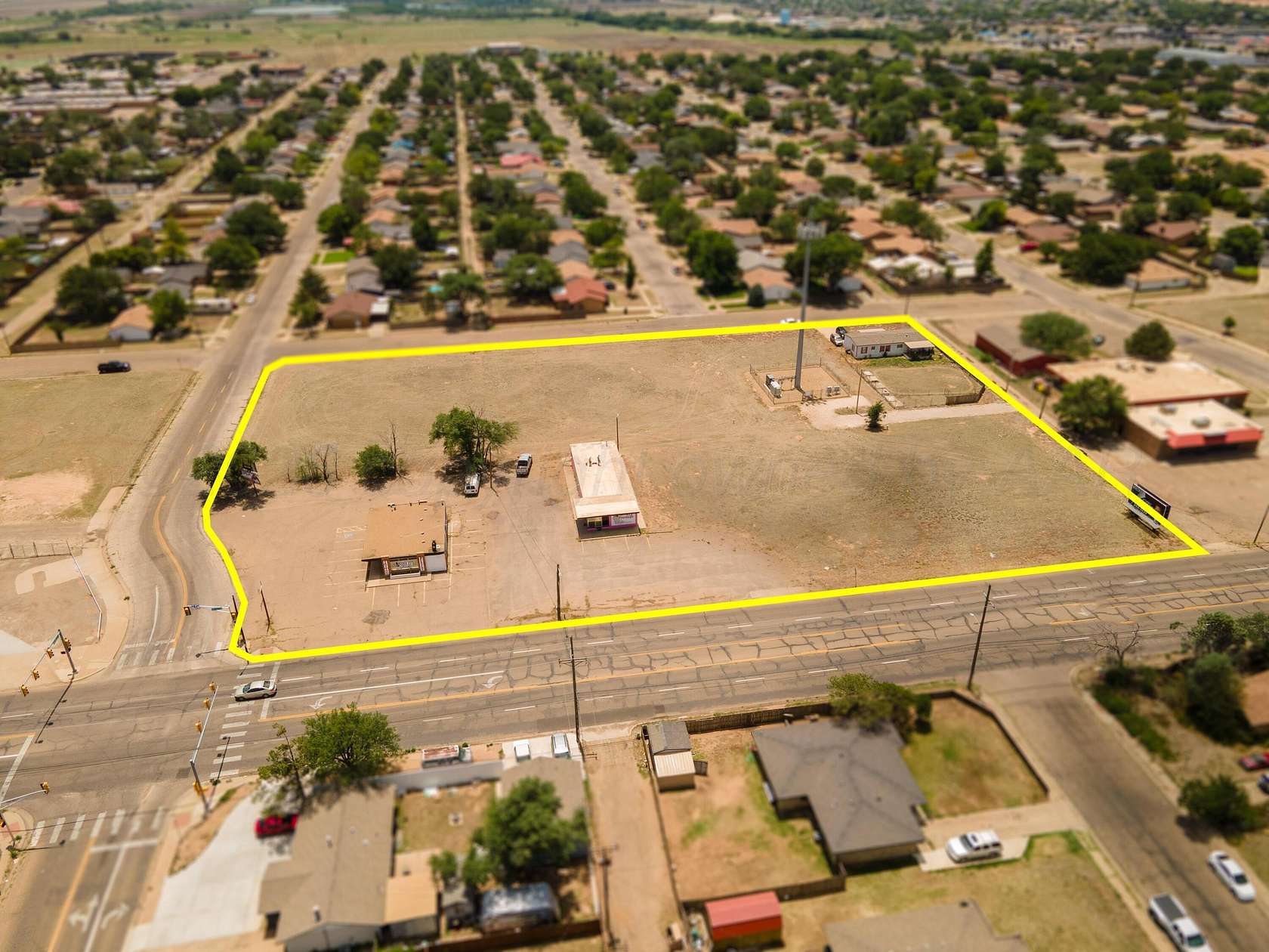 3 Acres of Improved Commercial Land for Sale in Amarillo, Texas
