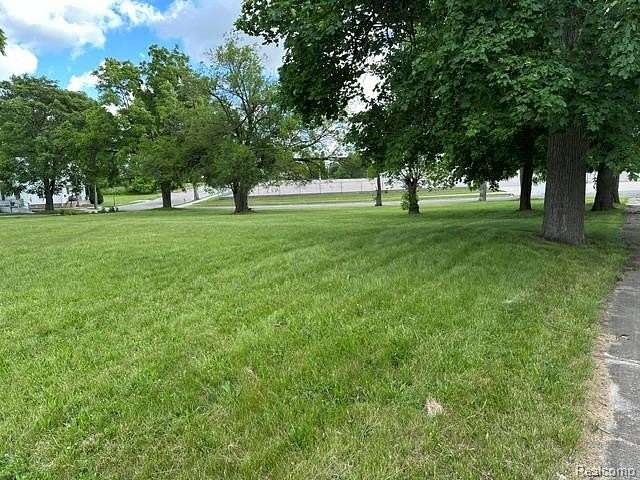 0.22 Acres of Residential Land for Sale in Pontiac, Michigan