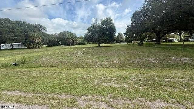 1 Acre of Land for Sale in Clewiston, Florida