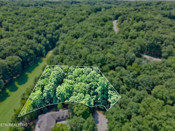 1 Acre of Residential Land for Sale in Crossville, Tennessee