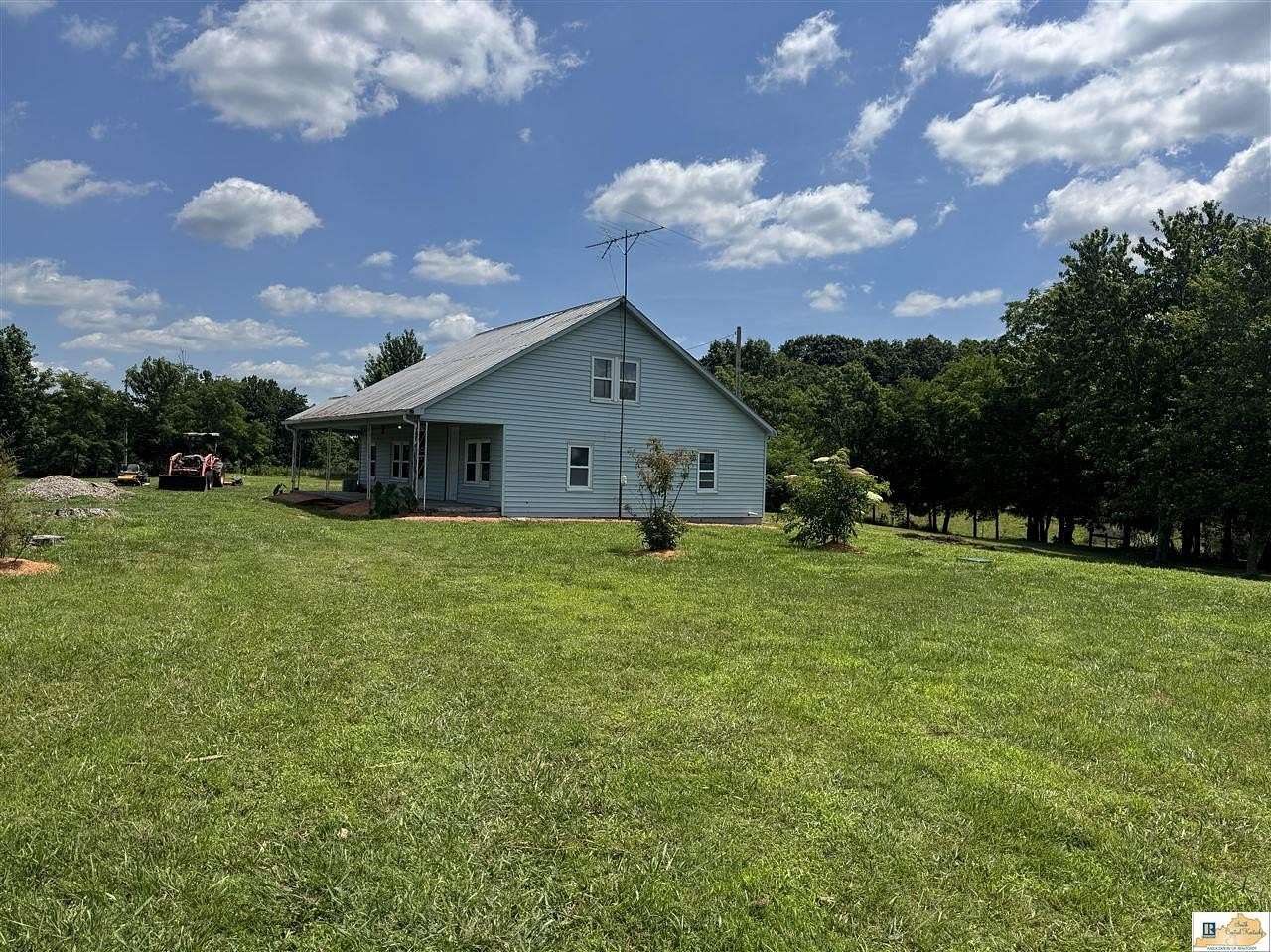 2 Acres of Land with Home for Sale in Red Boiling Springs, Tennessee