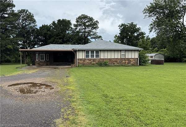 43 Acres of Land with Home for Lease in Roland, Oklahoma