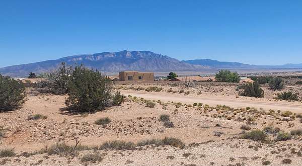 1 Acre of Residential Land for Sale in Rio Rancho, New Mexico