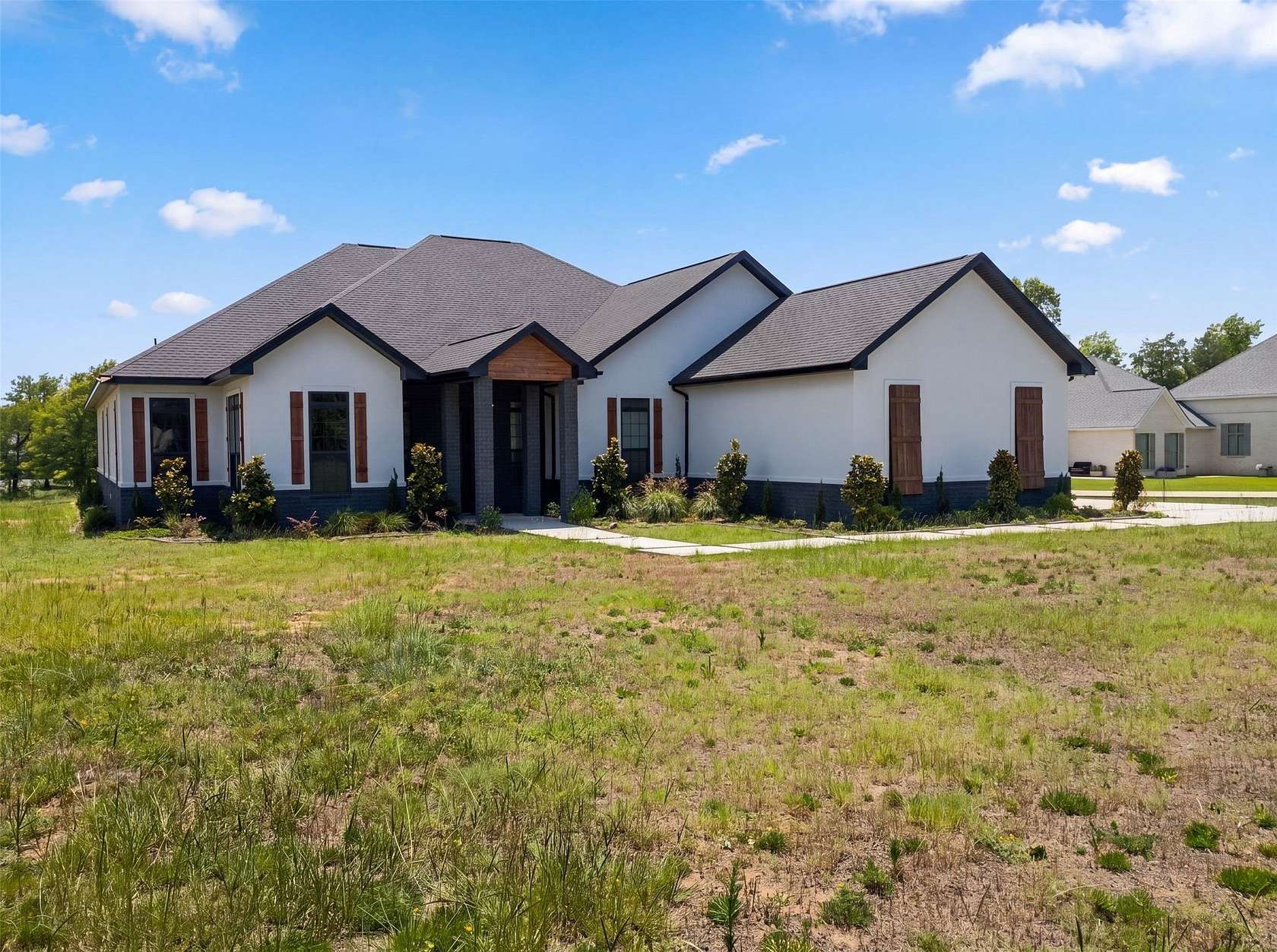 2.1 Acres of Land with Home for Sale in Farmerville, Louisiana