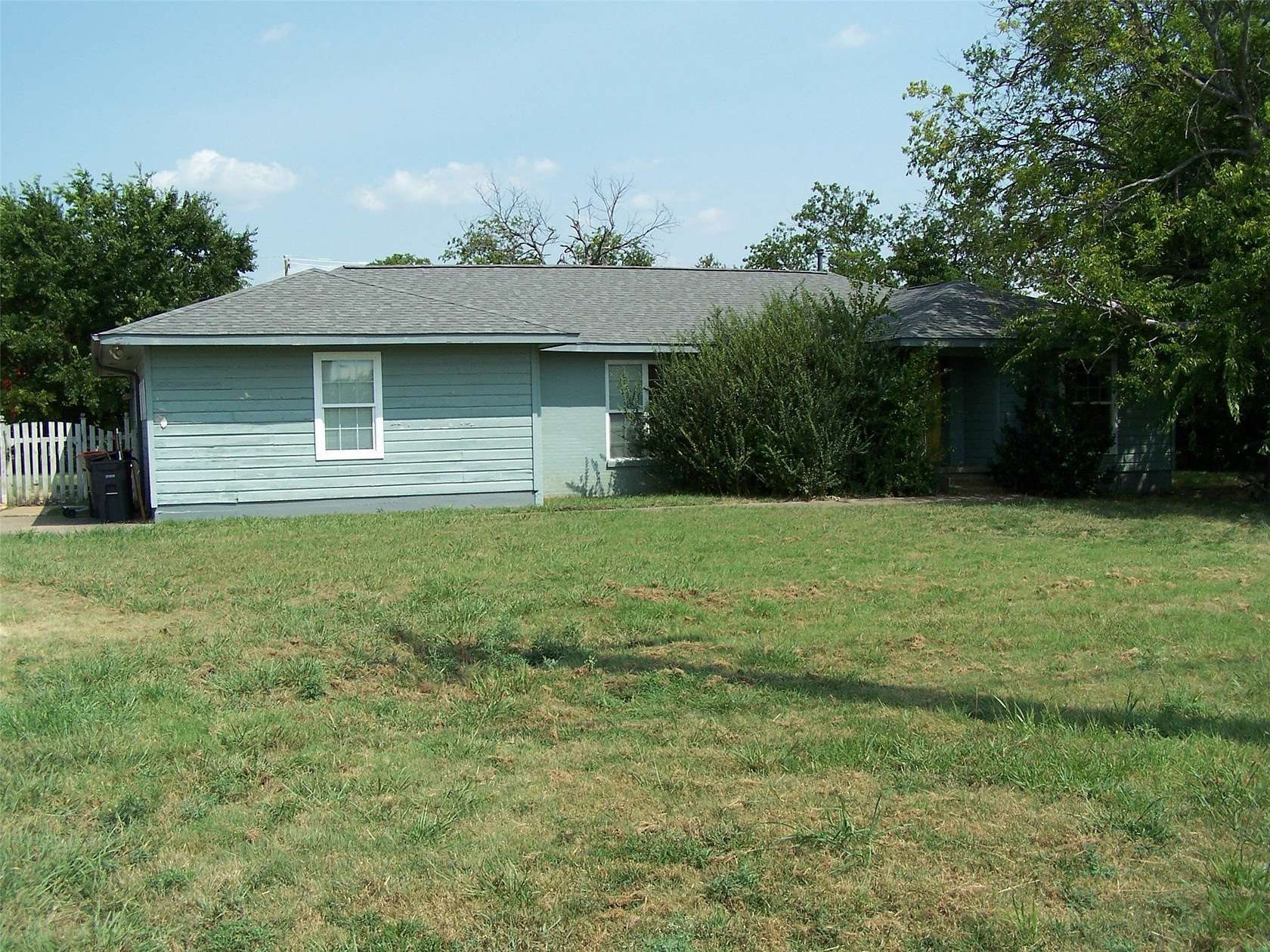 3 Acres of Land with Home for Lease in Anna, Texas