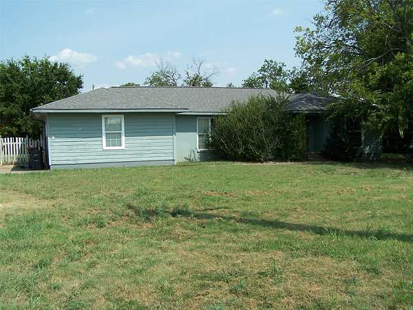 3 Acres of Land with Home for Lease in Anna, Texas