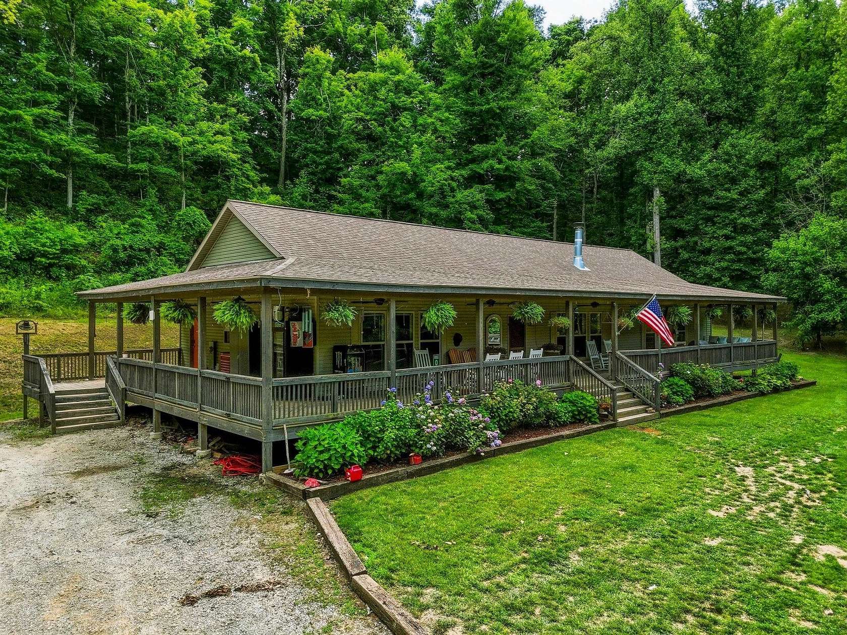 14 Acres of Land with Home for Sale in Catlettsburg, Kentucky