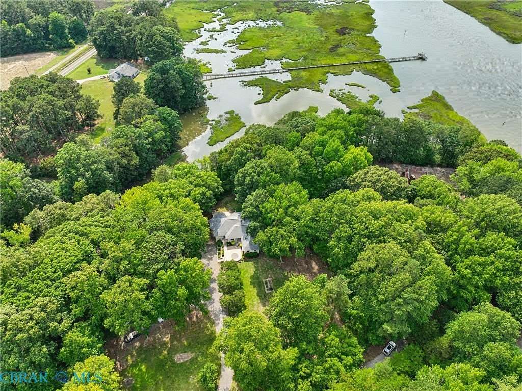 2.68 Acres of Land with Home for Sale in Carrollton, Virginia