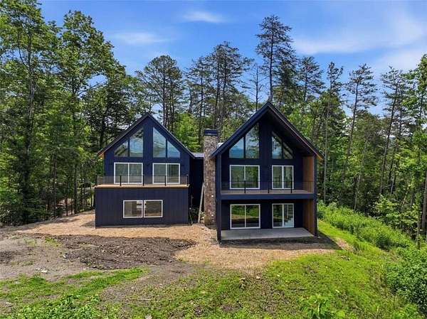 1.5 Acres of Land with Home for Sale in Ellijay, Georgia