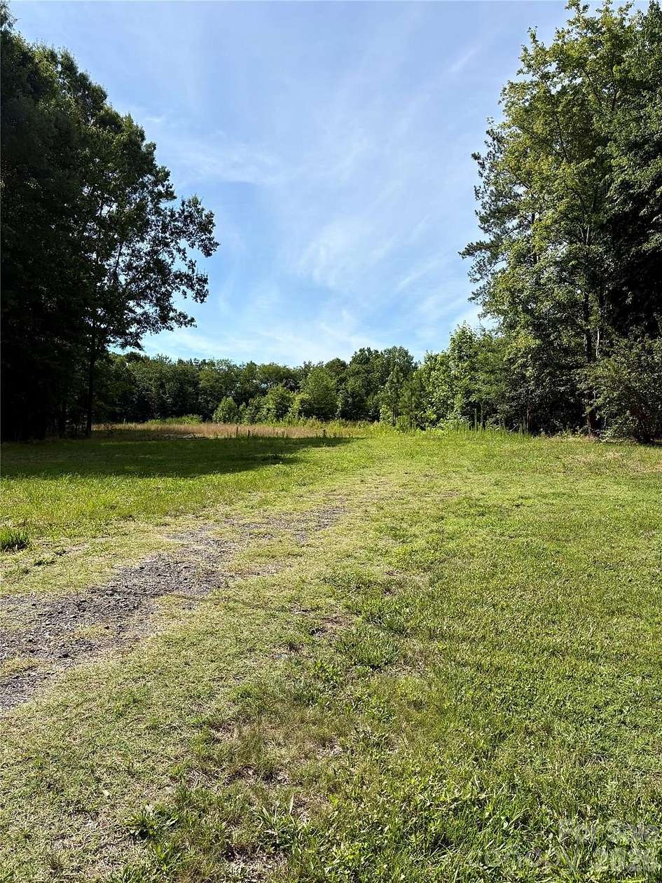2 Acres of Residential Land for Sale in Lincolnton, North Carolina