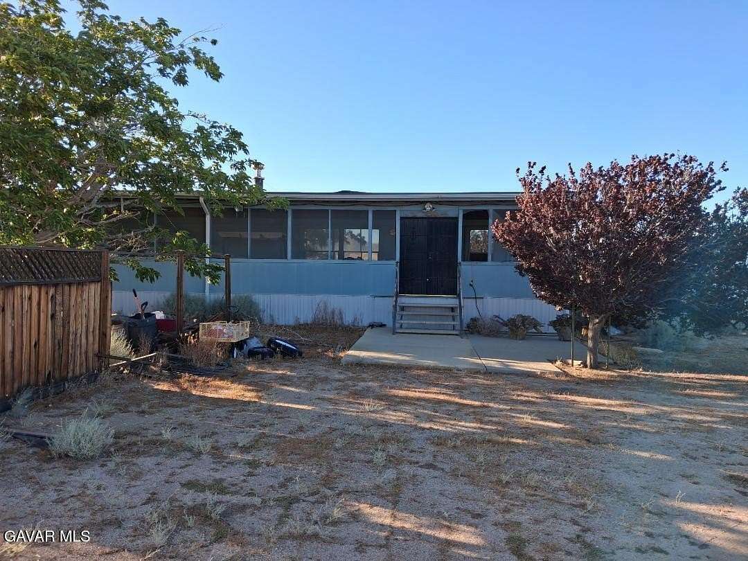 4.74 Acres of Land with Home for Sale in Lancaster, California