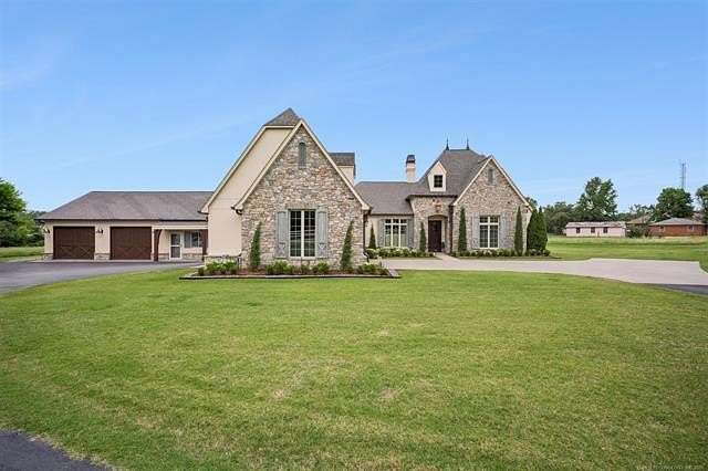 1.86 Acres of Land with Home for Sale in Owasso, Oklahoma