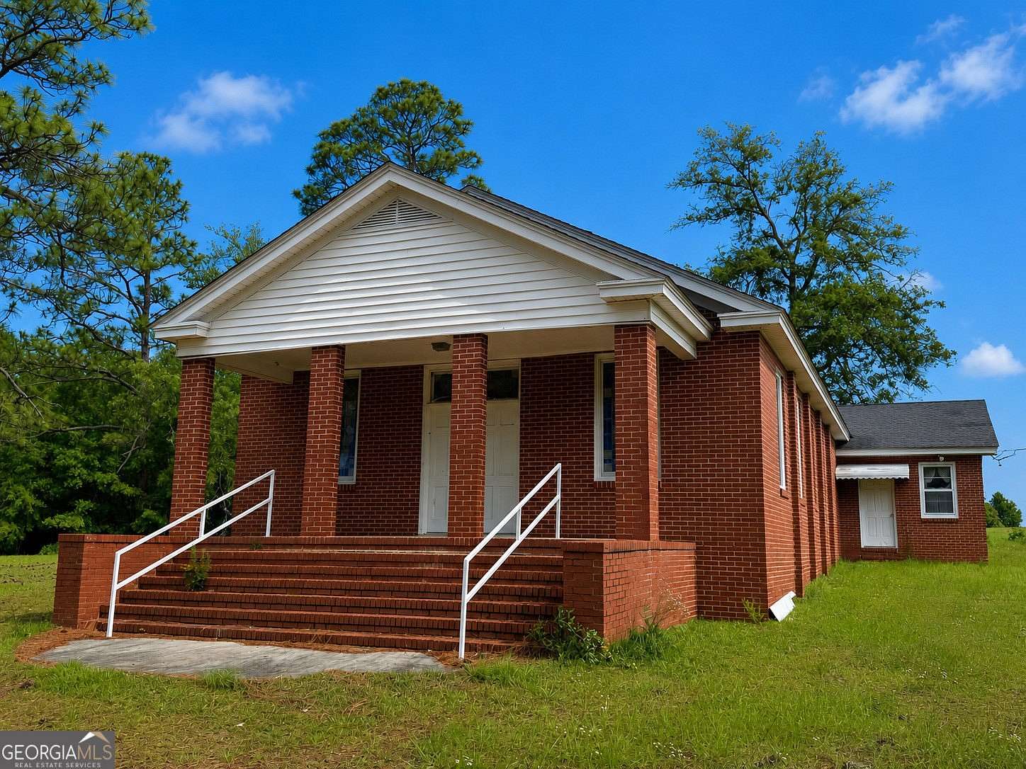 1.5 Acres of Improved Commercial Land for Sale in Wrightsville, Georgia