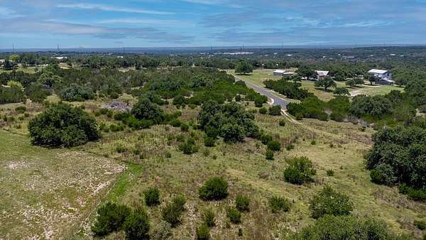 10 Acres of Land for Sale in Mountain Home, Texas