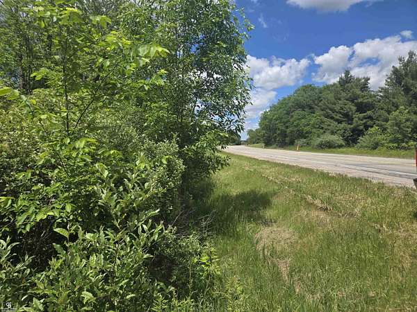 5 Acres of Residential Land for Sale in Emmett, Michigan