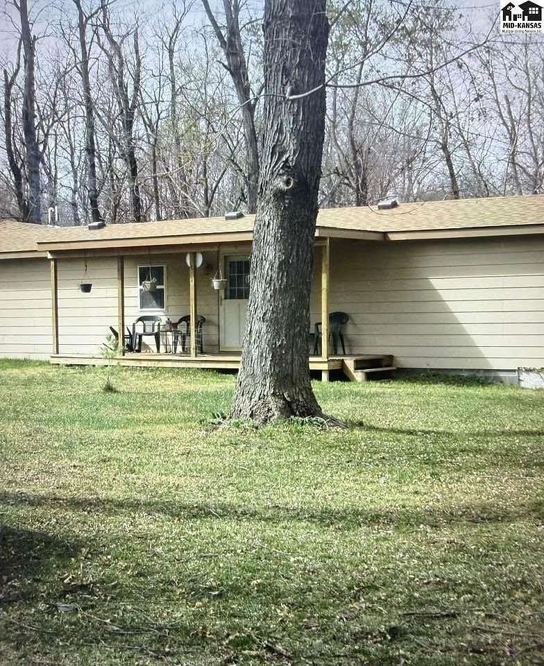 5.2 Acres of Land with Home for Sale in Hutchinson, Kansas