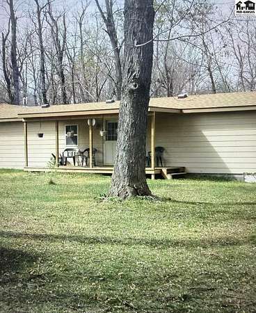 5.2 Acres of Land with Home for Sale in Hutchinson, Kansas