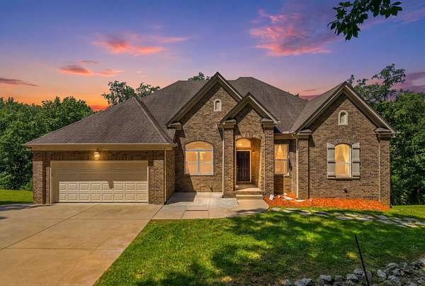 9.89 Acres of Land with Home for Sale in Goodlettsville, Tennessee