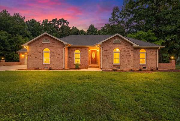 3 Acres of Land with Home for Sale in Chapmansboro, Tennessee