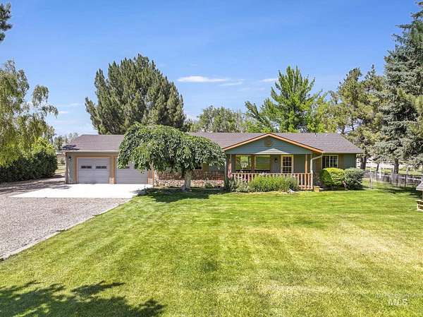 1.5 Acres of Land with Home for Sale in Kimberly, Idaho