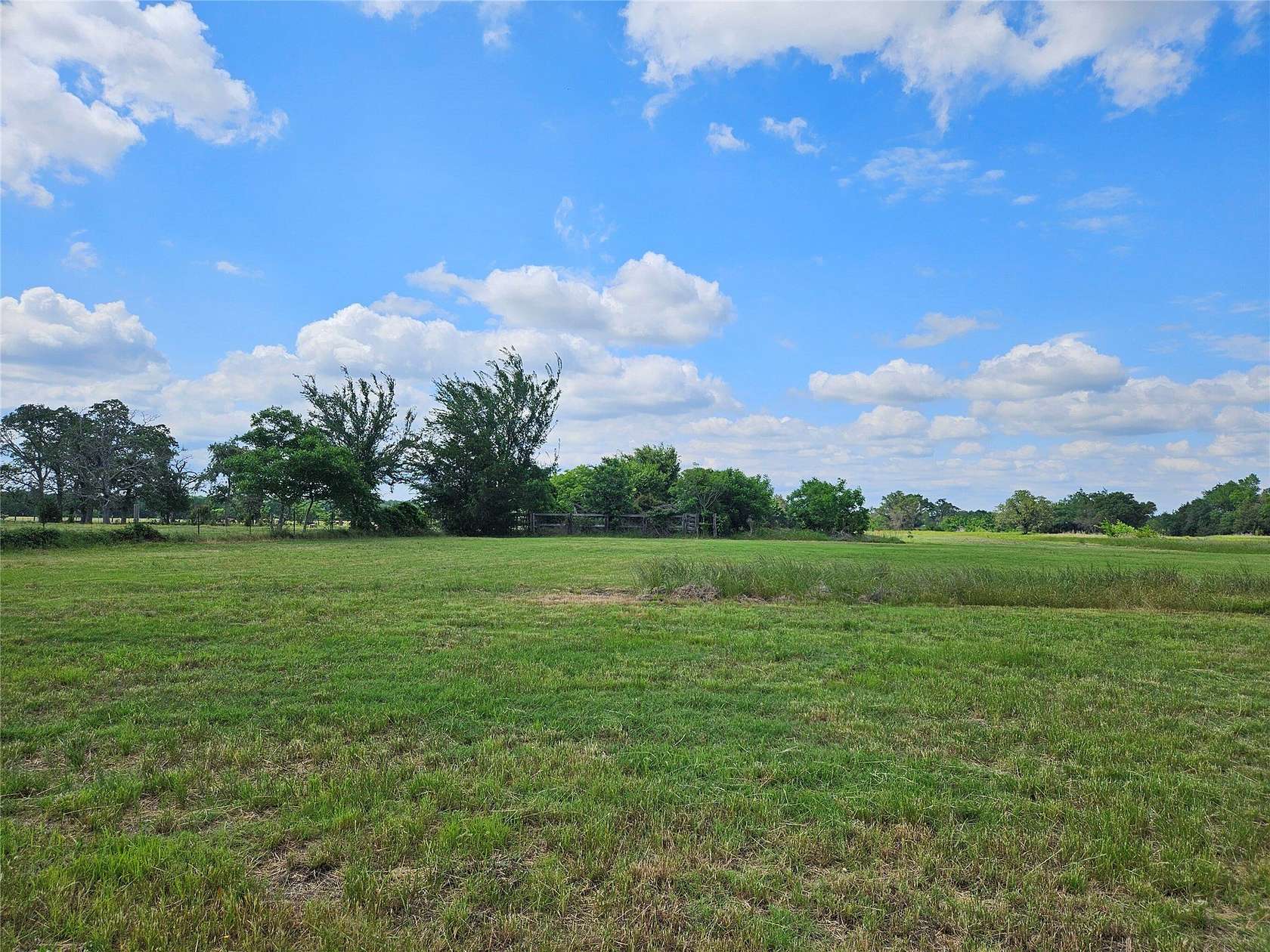16.3 Acres of Land for Sale in Eustace, Texas
