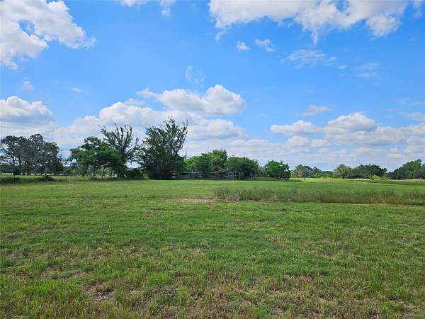 16.3 Acres of Land for Sale in Eustace, Texas