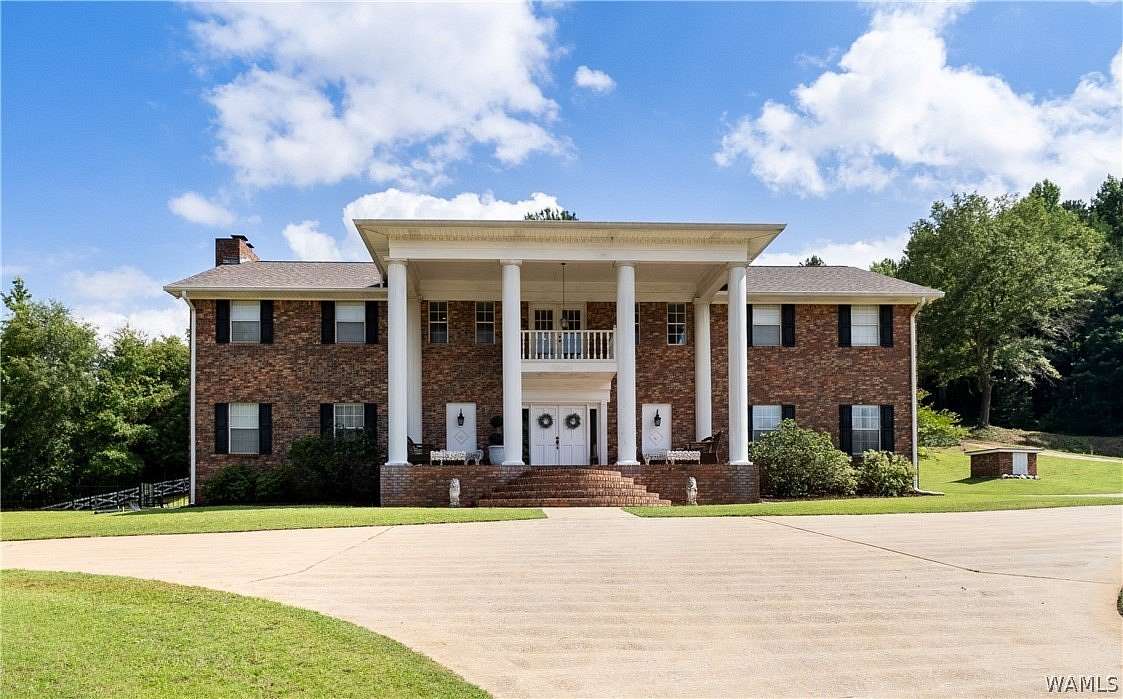 15 Acres of Recreational Land with Home for Sale in Cottondale, Alabama