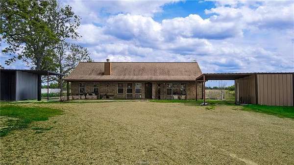 8.15 Acres of Improved Land for Sale in Caldwell, Texas