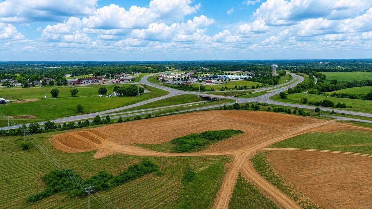 2 Acres of Commercial Land for Sale in Columbia, Kentucky