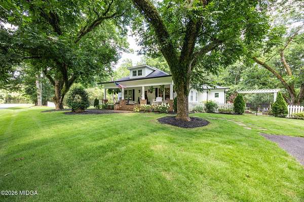 21 Acres of Recreational Land with Home for Sale in Forsyth, Georgia