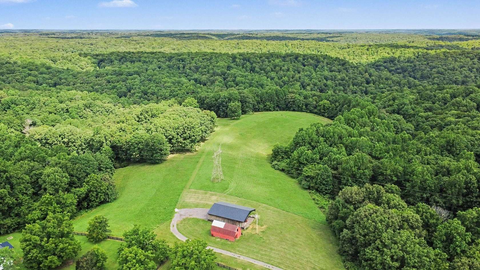 30.5 Acres of Land for Sale in White Bluff, Tennessee