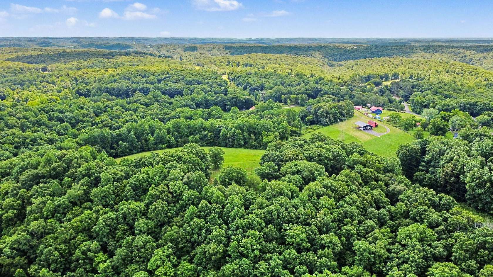 30.5 Acres of Land for Sale in White Bluff, Tennessee