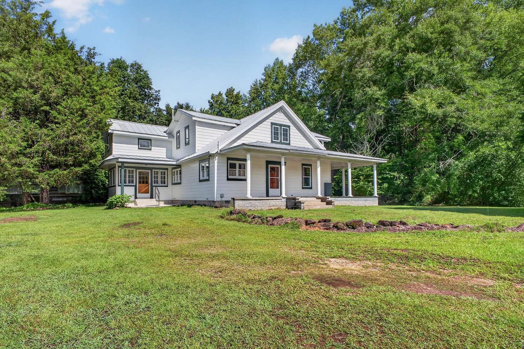 25 Acres of Land with Home for Sale in Batesburg-Leesville, South Carolina