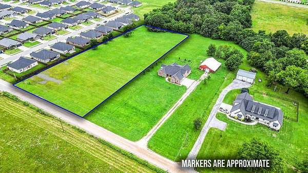 2.5 Acres of Residential Land for Sale in Bentonville, Arkansas