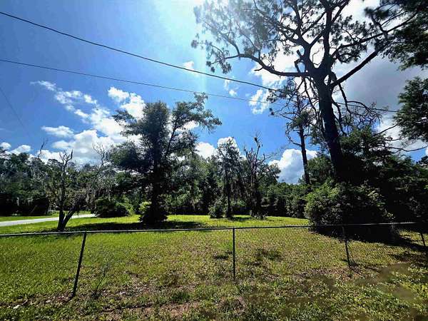 0.33 Acres of Land for Sale in Perry, Florida