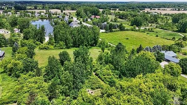 11.2 Acres of Land for Sale in Fenton, Michigan