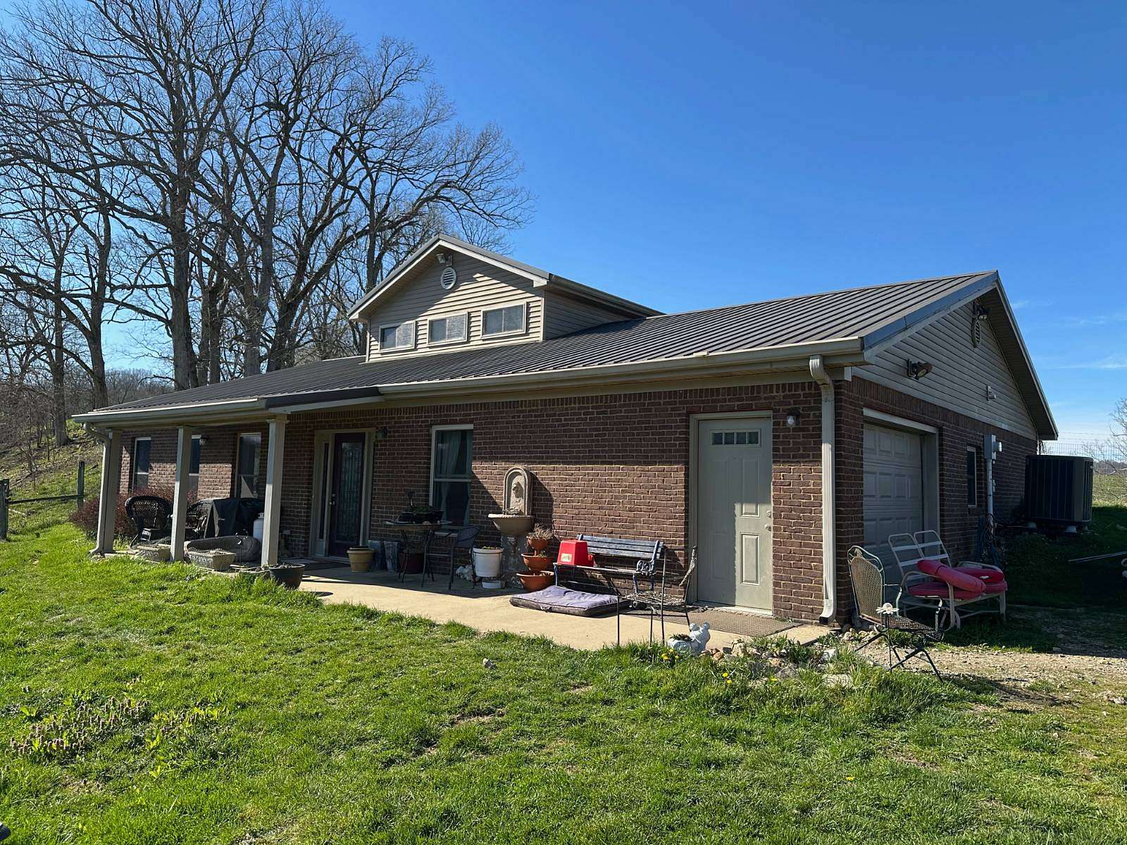 33 Acres of Land with Home for Sale in Hustonville, Kentucky