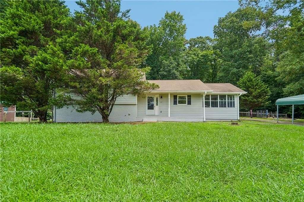 4.35 Acres of Land with Home for Sale in Hiram, Georgia